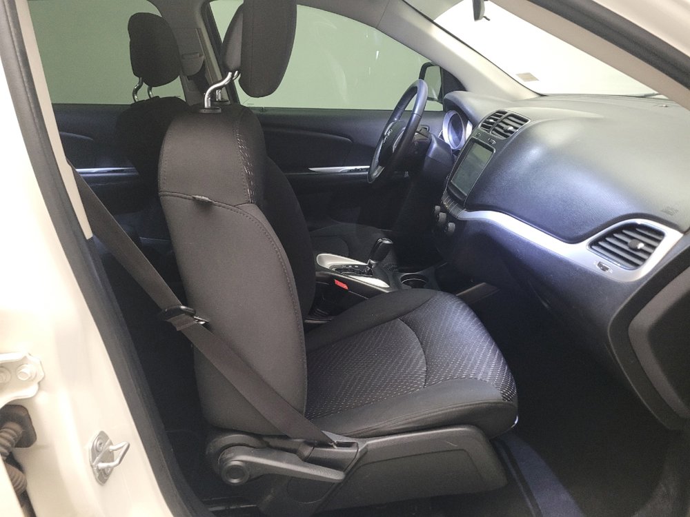 Used 2018 Dodge Journey SXT w/ Blacktop Package AWD/4WD image 21