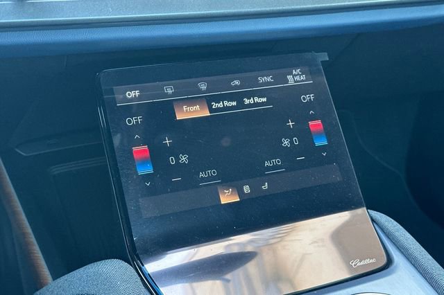 New 2026 Cadillac Vistiq Premium Luxury w/ LPO, Floor Liner Package image 20