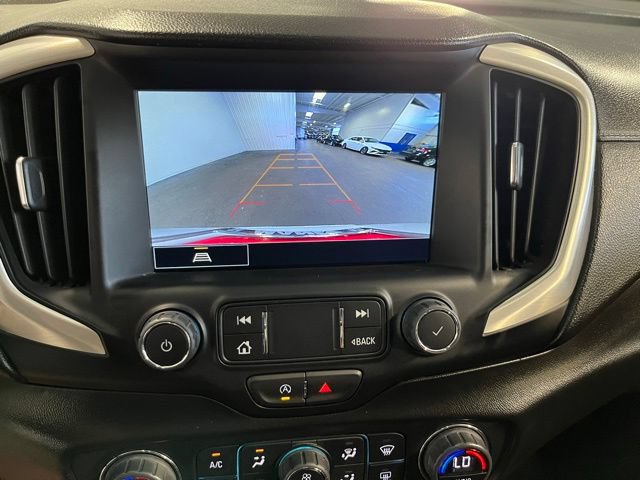Used 2024 GMC Terrain SLT FWD image 28