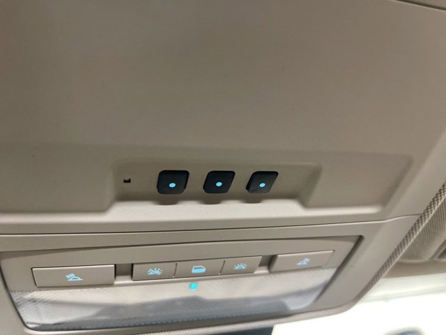 Used 2016 Buick Verano Convenience w/ Experience Buick Package image 9