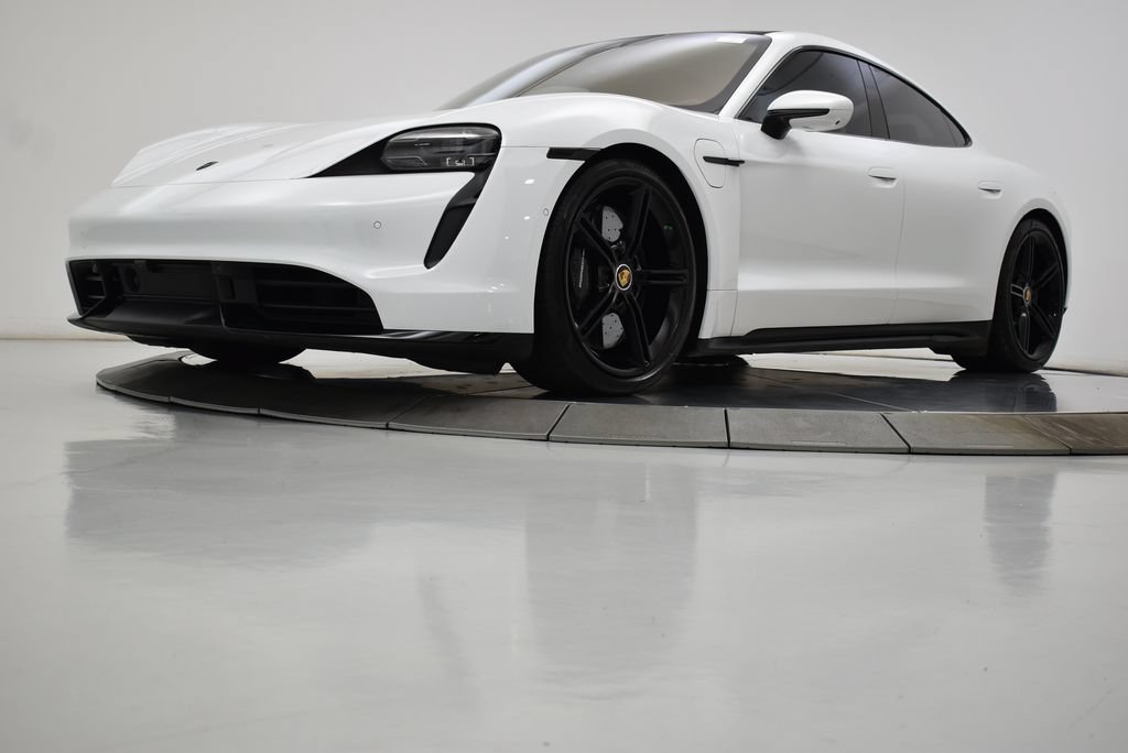 Used 2022 Porsche Taycan Turbo S AWD/4WD image 23