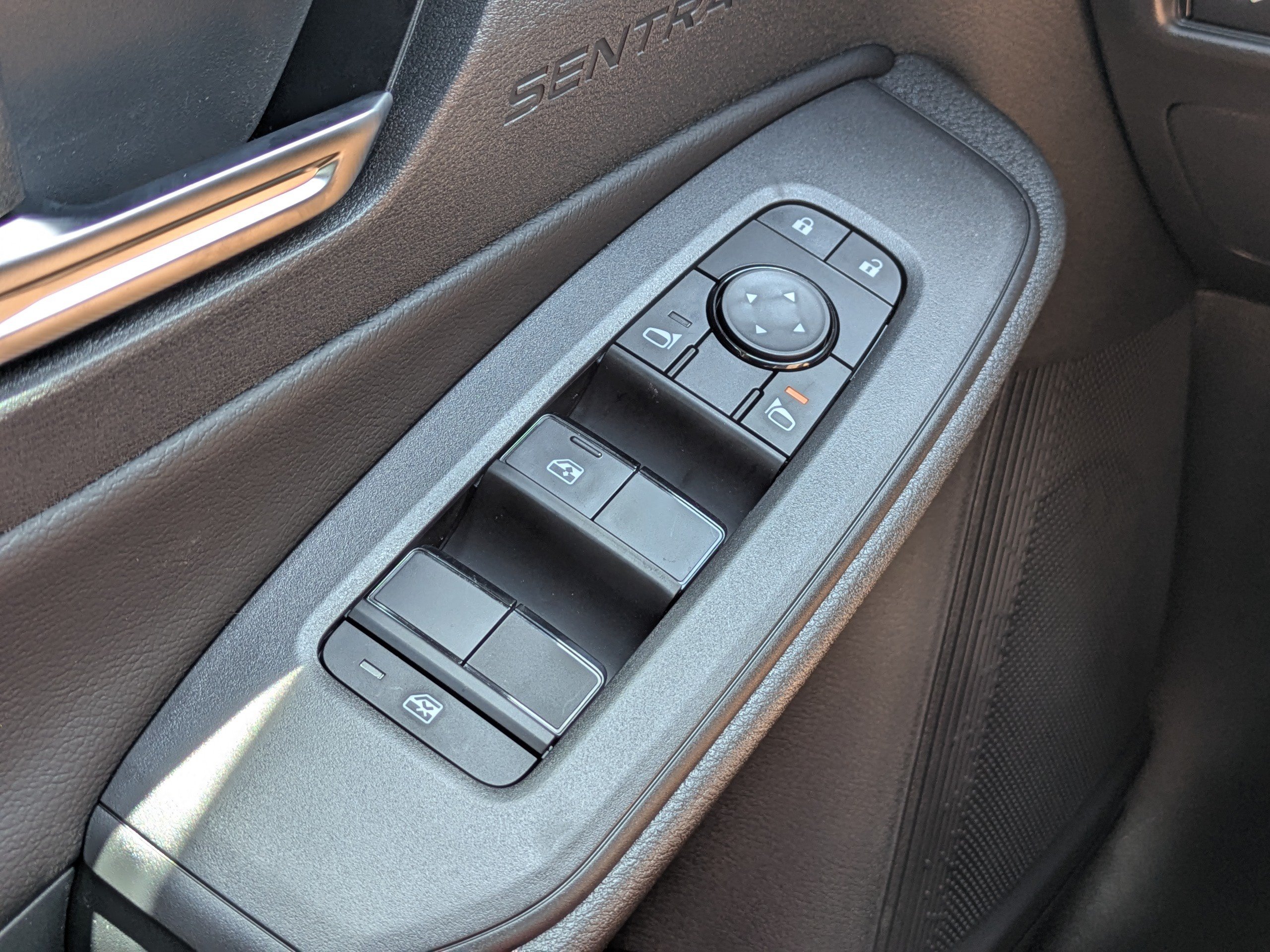 New 2026 Nissan Sentra SV w/ SV Convenience Package FWD image 23