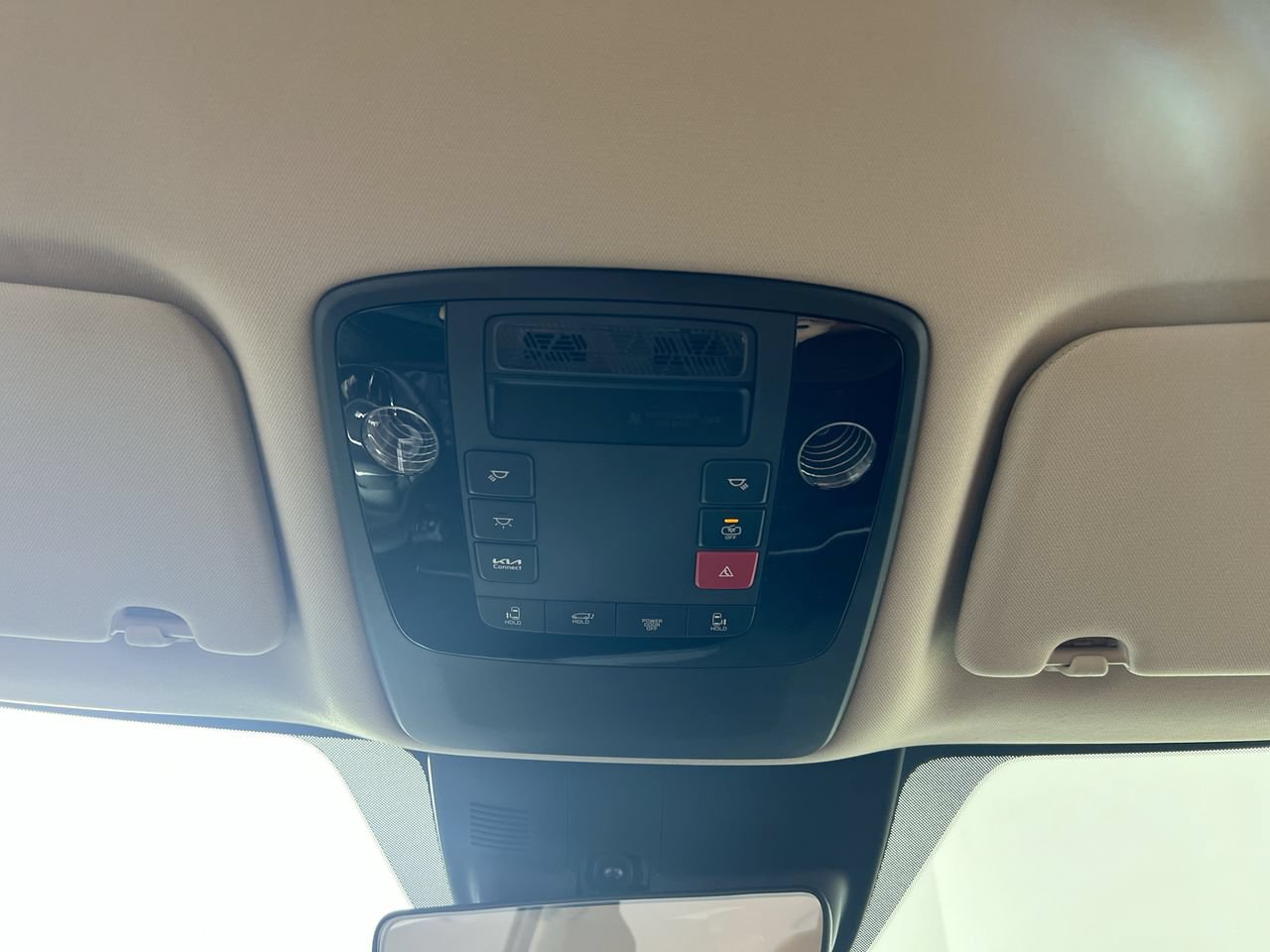Certified 2026 Kia Carnival EX FWD image 20