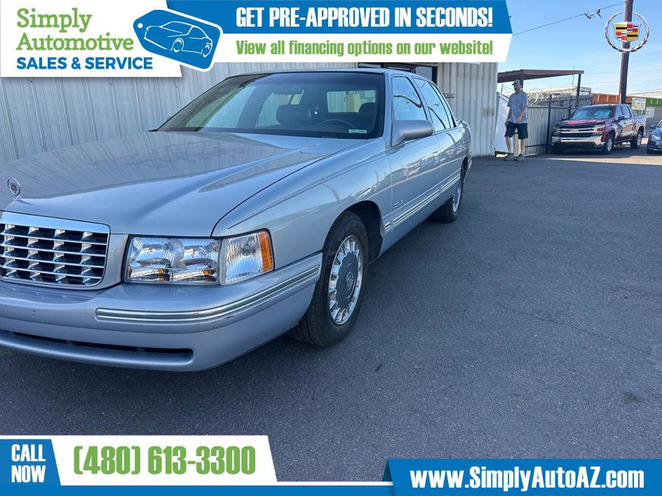Used 1997 Cadillac De Ville Sedan FWD image 3