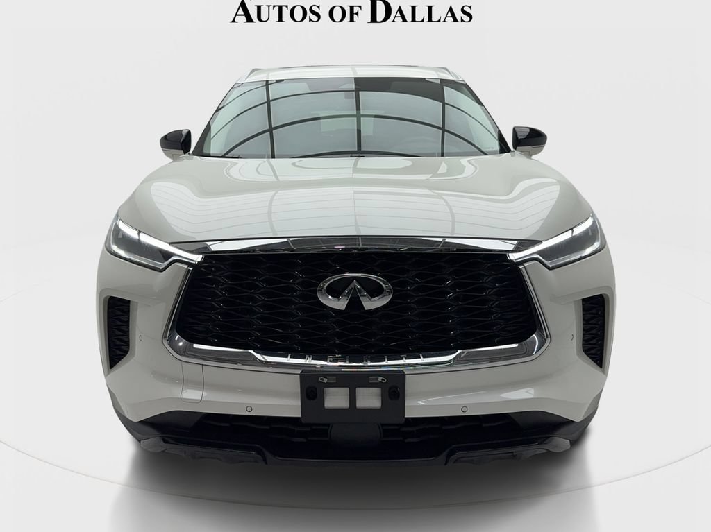 Used 2024 INFINITI QX60 Luxe w/ Cargo Package AWD/4WD image 3