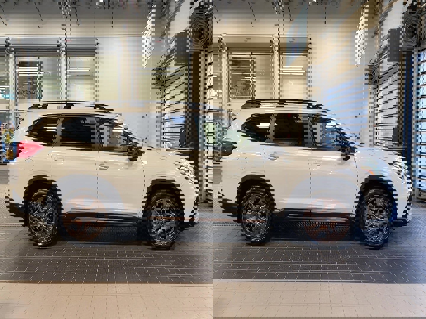 Used 2025 Subaru Ascent Bronze Edition image 4