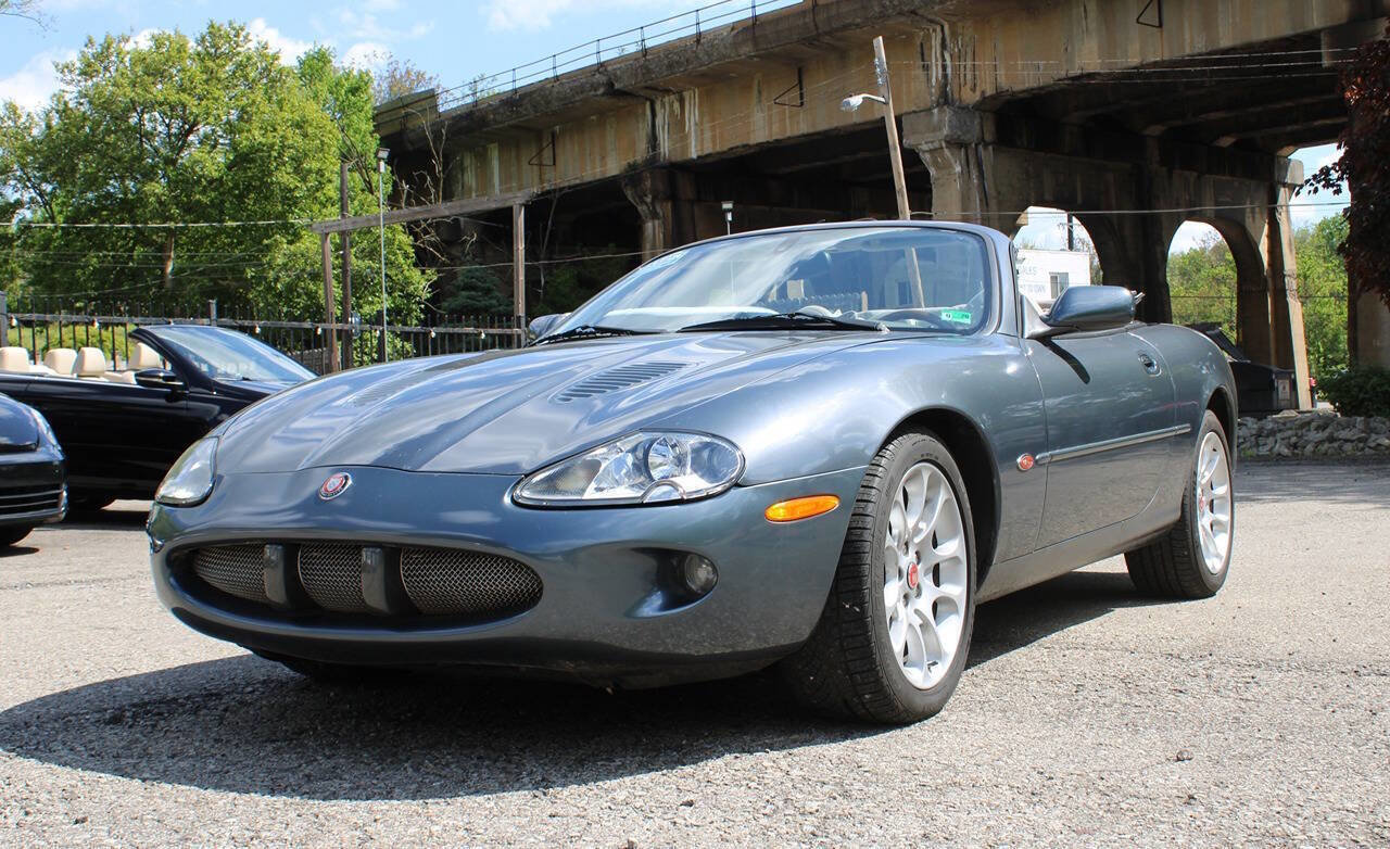 Used 2000 Jaguar XK8 Convertible RWD image 3