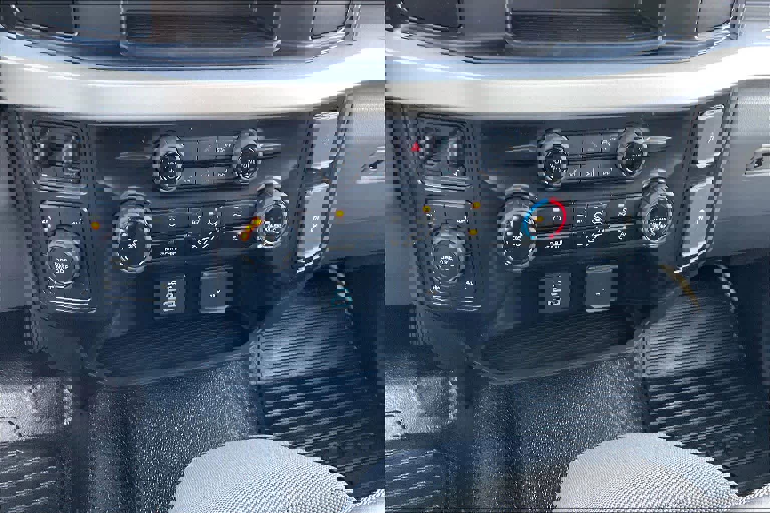 New 2026 Ford F250 XL w/ XL Off-Road Package image 17