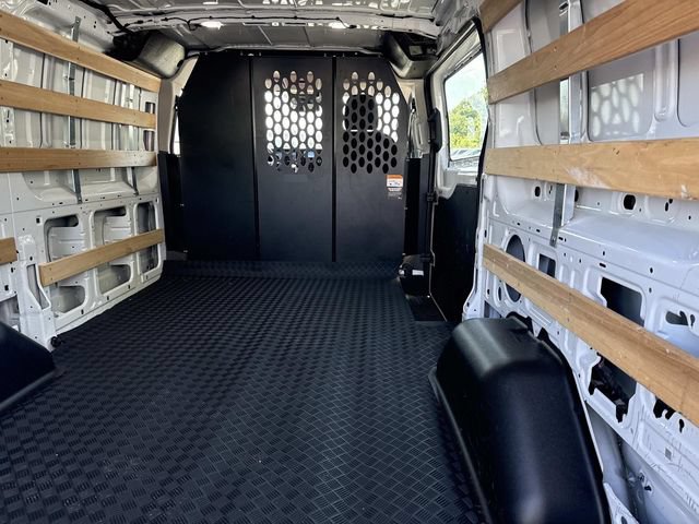 Used 2025 Ford Transit 250 Low Roof w/ Exterior Upgrade Package RWD image 7