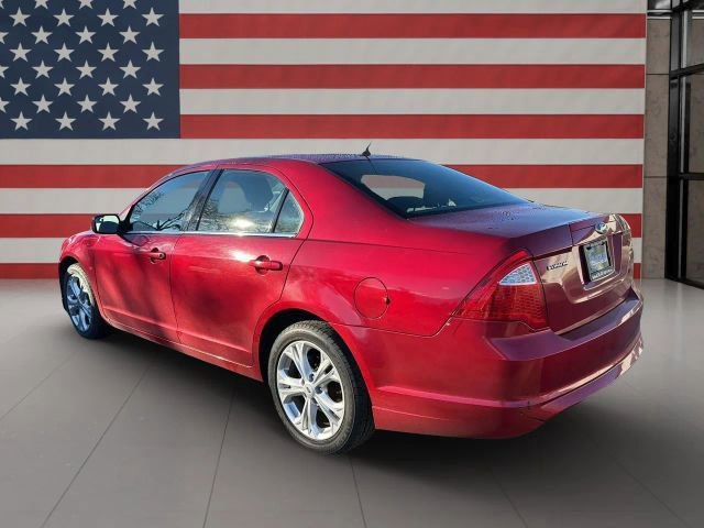 Used 2012 Ford Fusion SE image 3