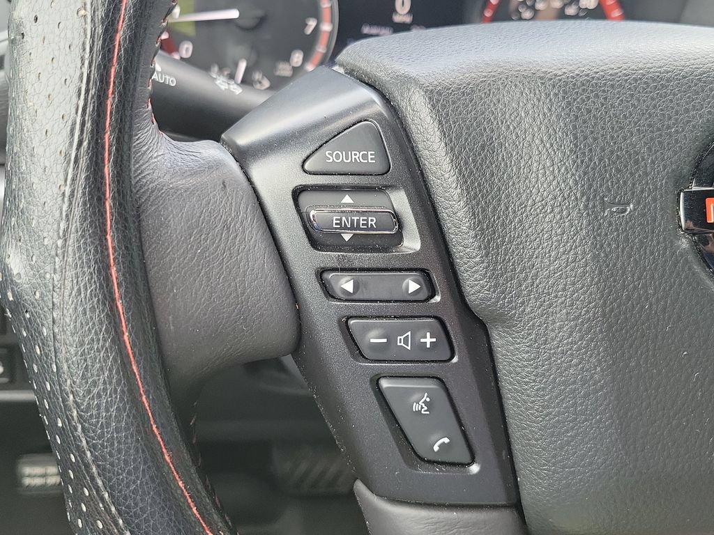 Used 2021 Nissan Titan PRO-4X w/ Pro-4x Convenience Package AWD/4WD image 27