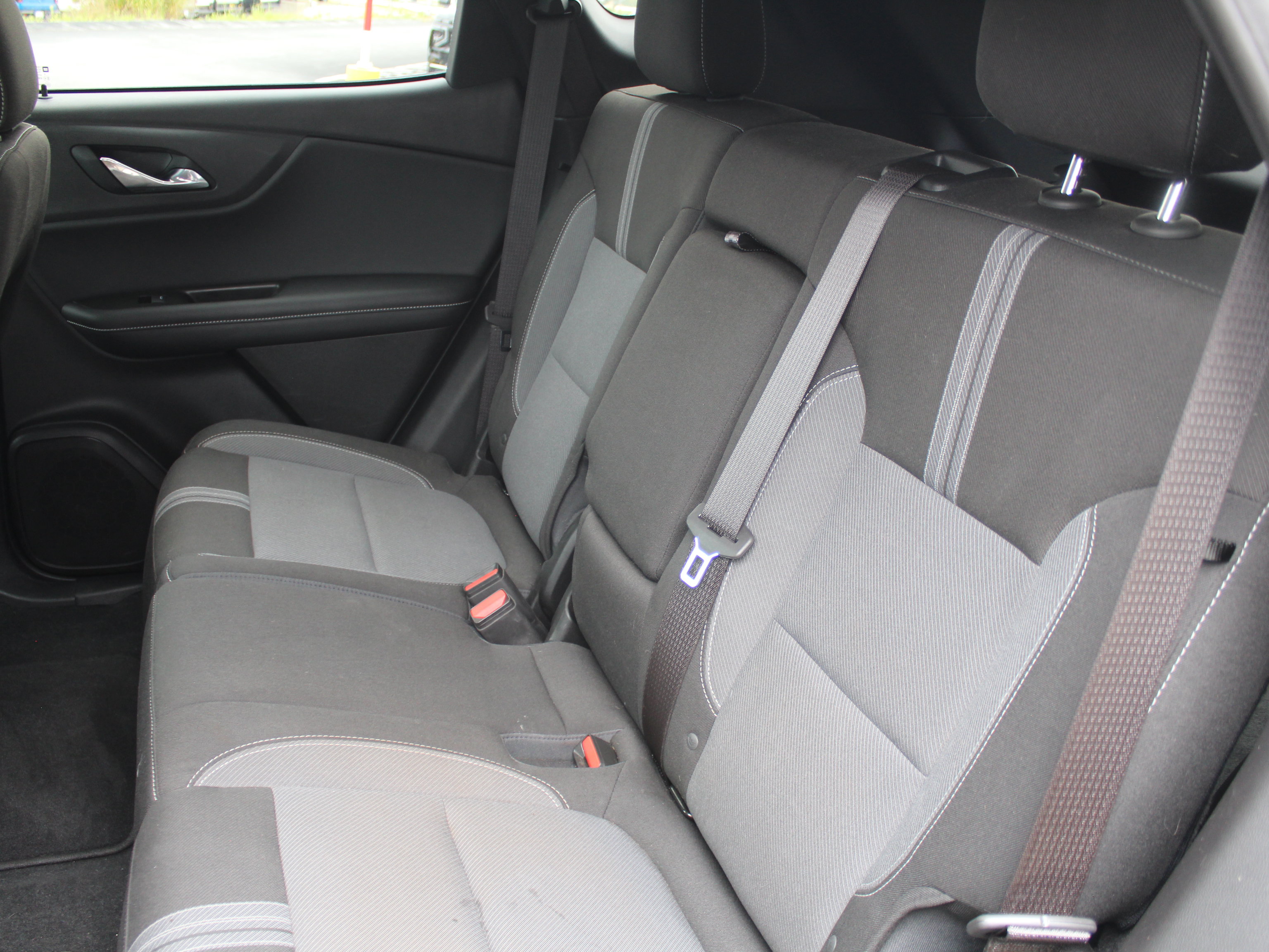 Certified 2024 Chevrolet Blazer LT w/ Convenience Package AWD/4WD image 23