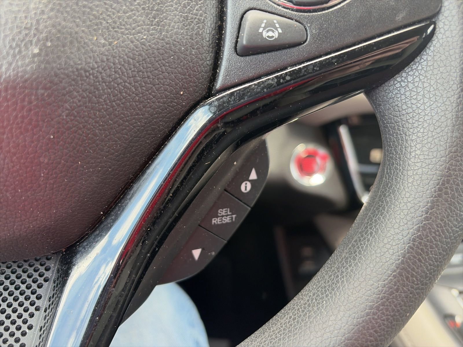 Used 2022 Honda HR-V EX image 16