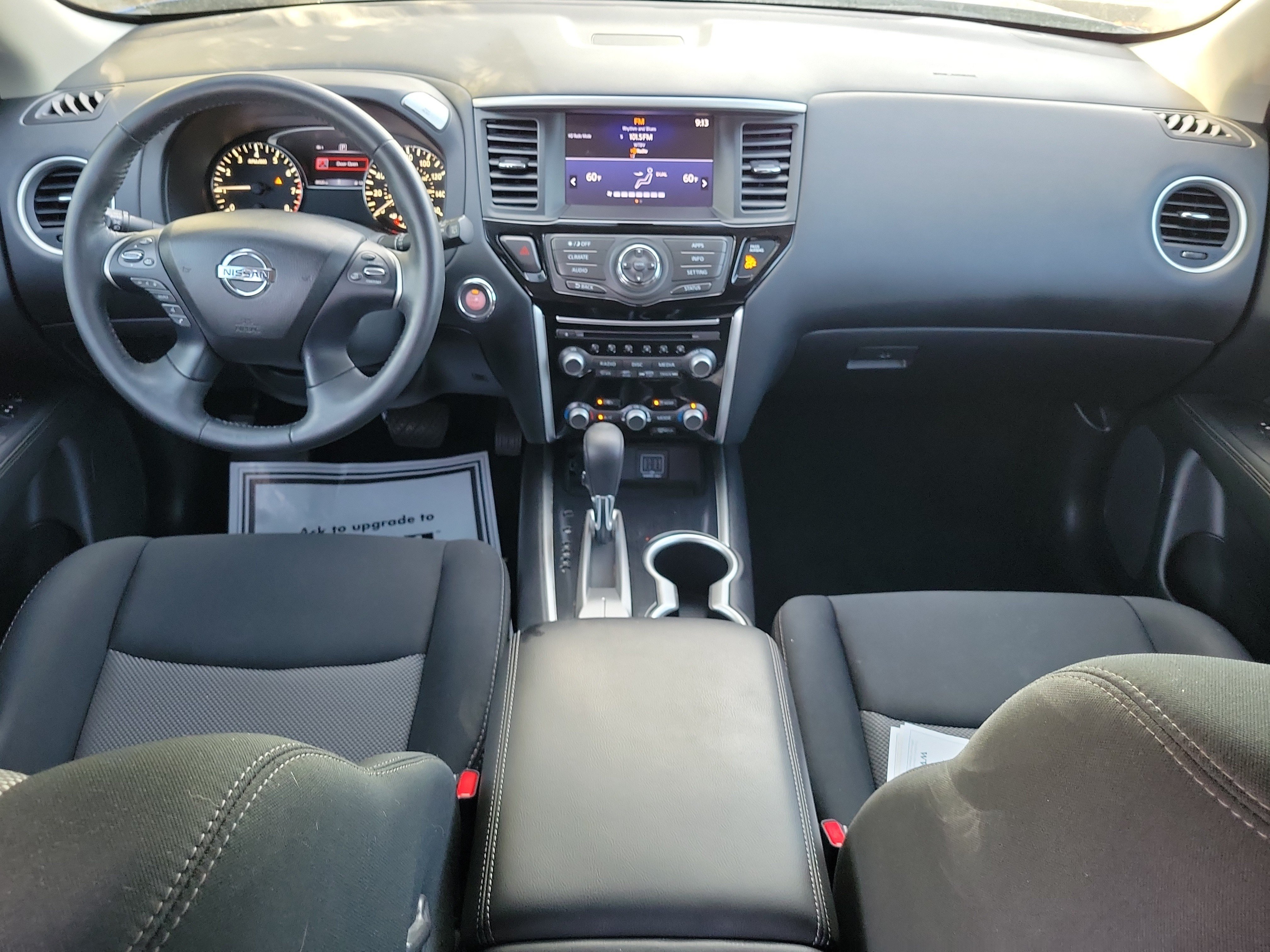 Used 2018 Nissan Pathfinder SV FWD image 14