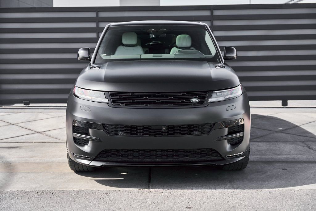 Used 2025 Land Rover Range Rover Sport Dynamic SE AWD/4WD image 13