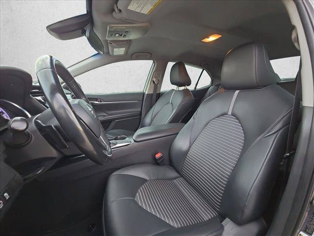 Used 2020 Toyota Camry SE FWD image 9