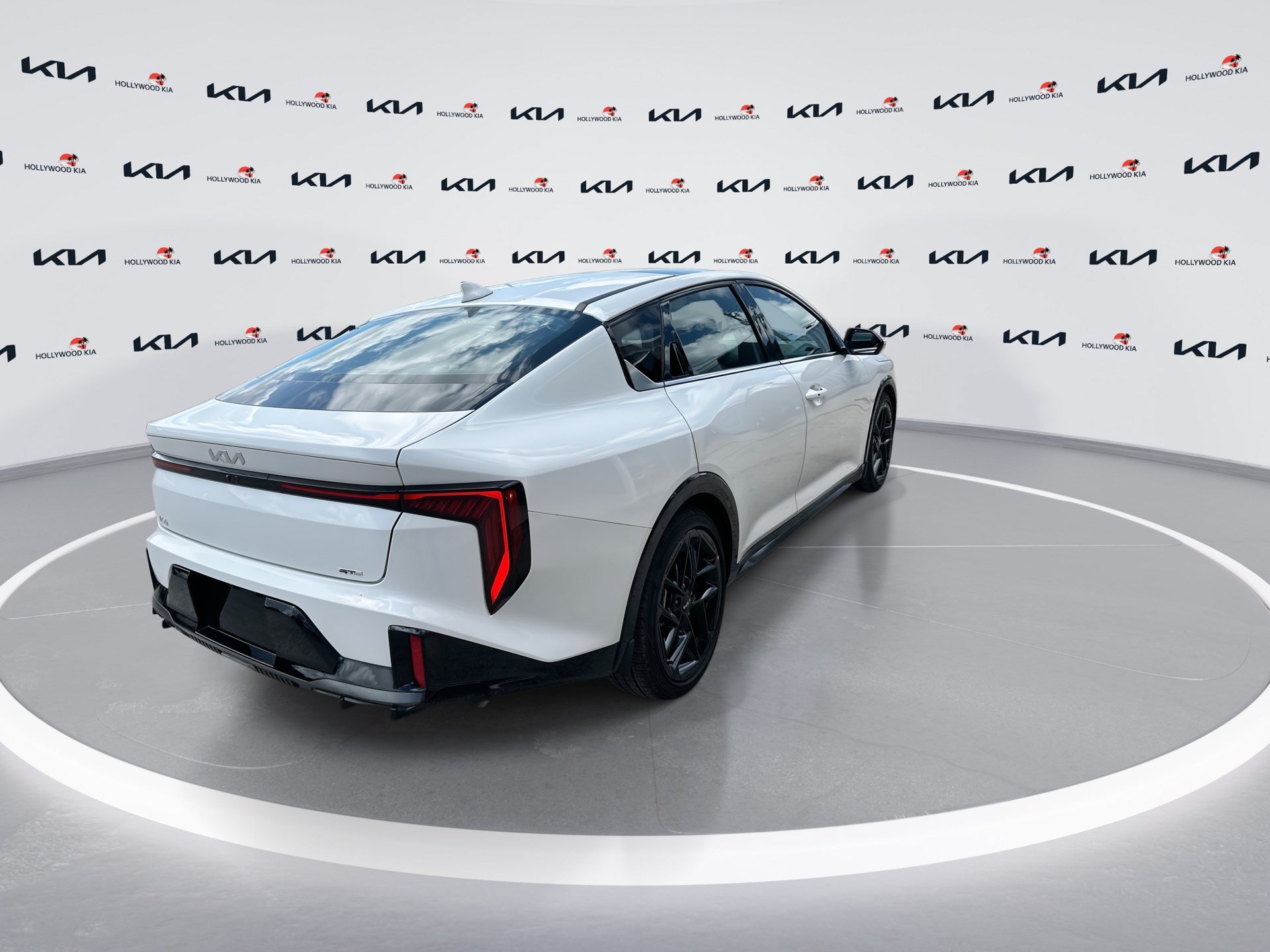 Certified 2025 Kia K4 GT-Line Turbo FWD image 8