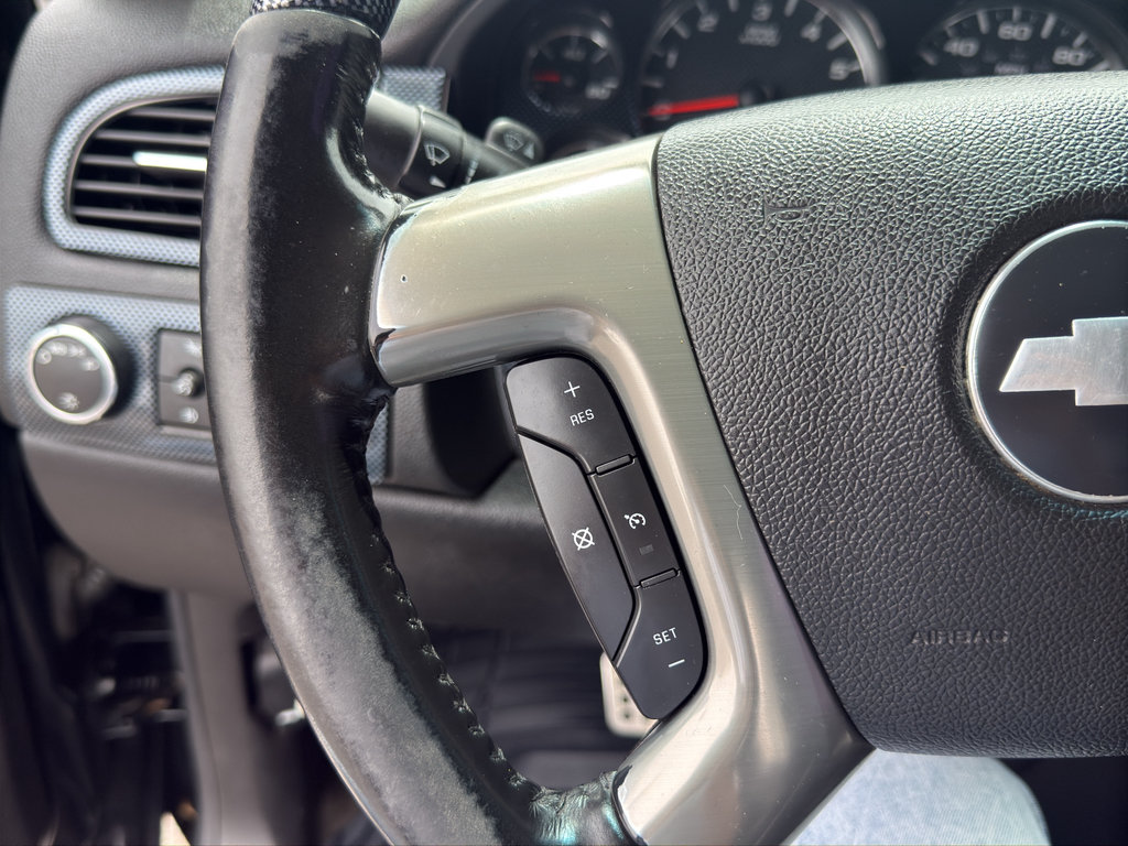 Used 2008 Chevrolet Avalanche LT w/ LT Preferred Equipment Group AWD/4WD image 21