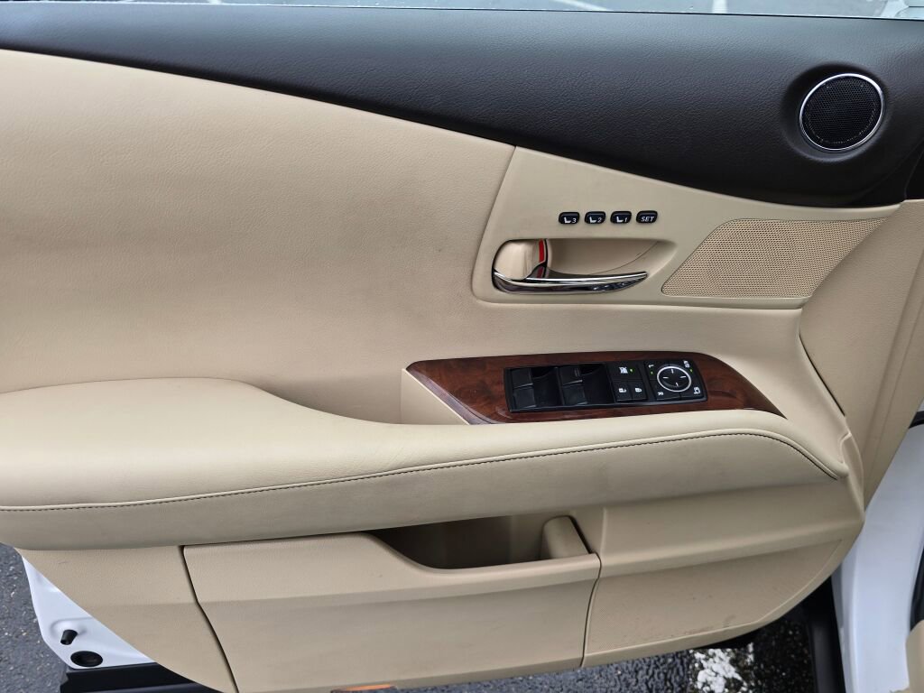 Used 2015 Lexus RX 350 AWD w/ Premium Package image 16