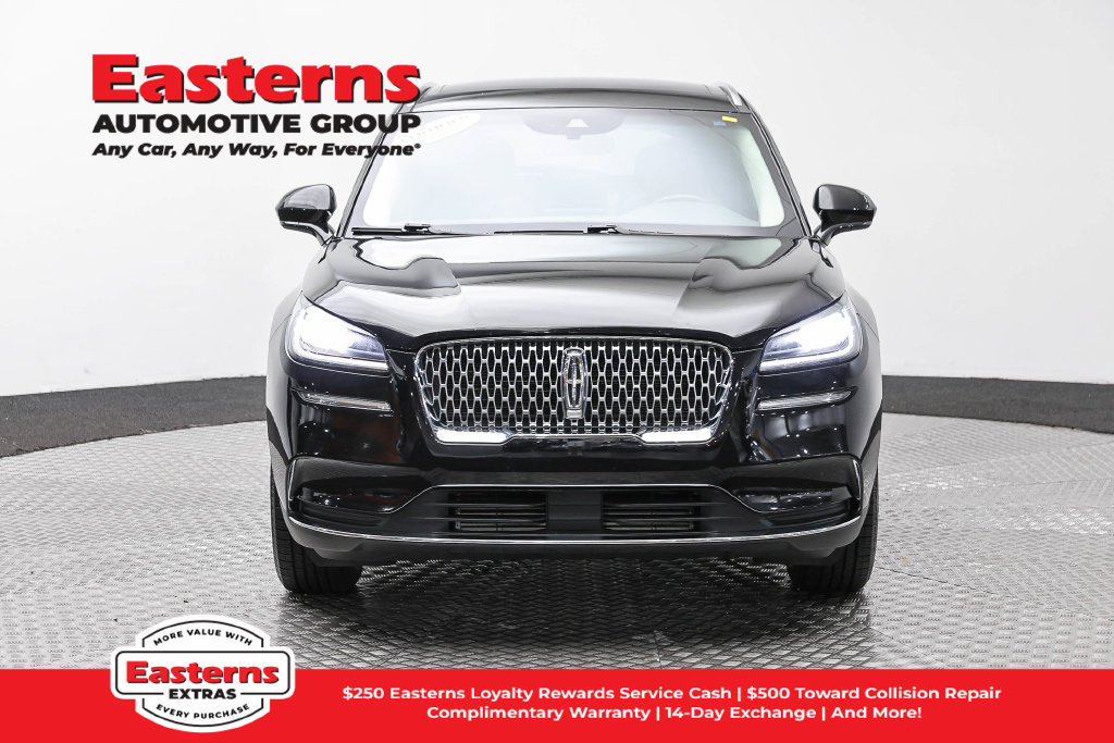 Used 2022 Lincoln Corsair FWD w/ Premium Package image 3