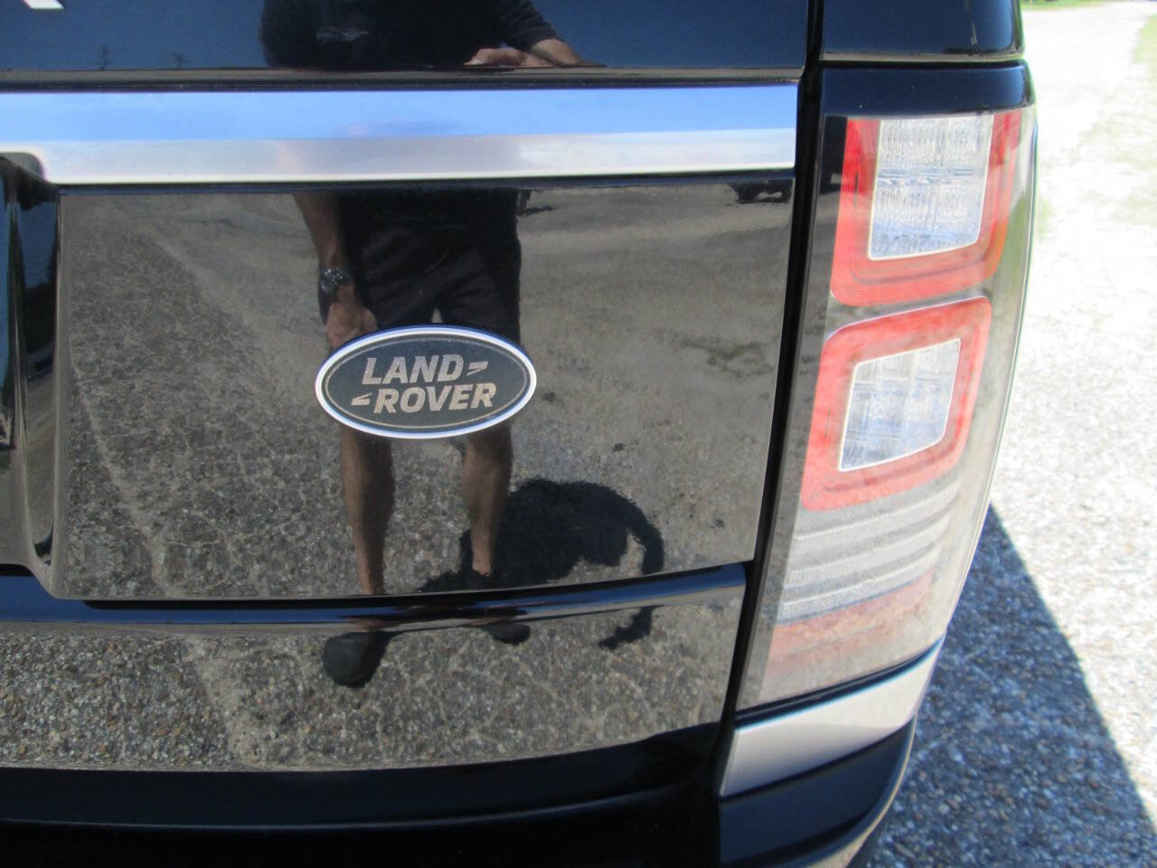 Used 2016 Land Rover Range Rover Supercharged AWD/4WD image 51