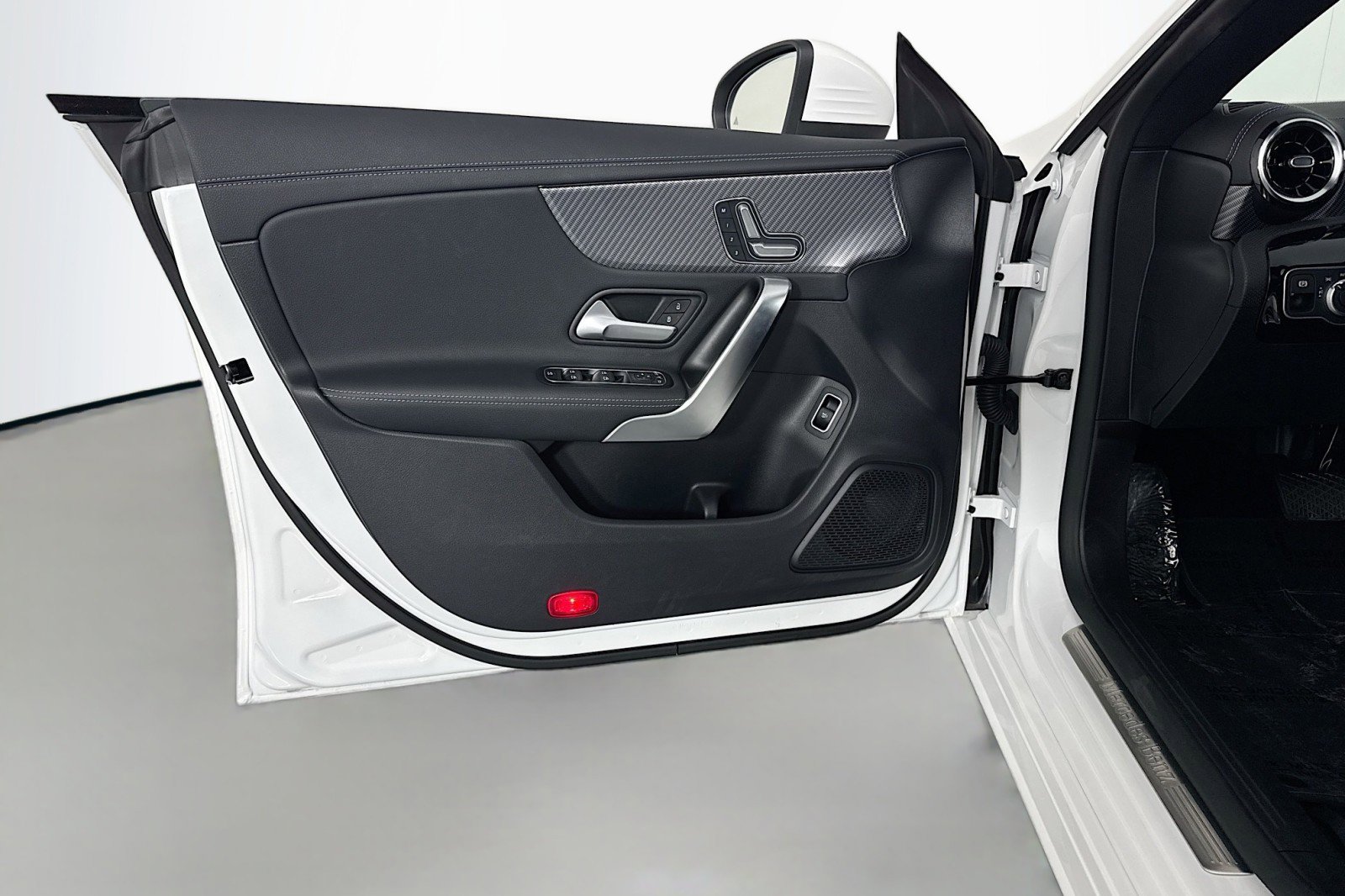Certified 2026 Mercedes-Benz CLA 250 4MATIC image 21