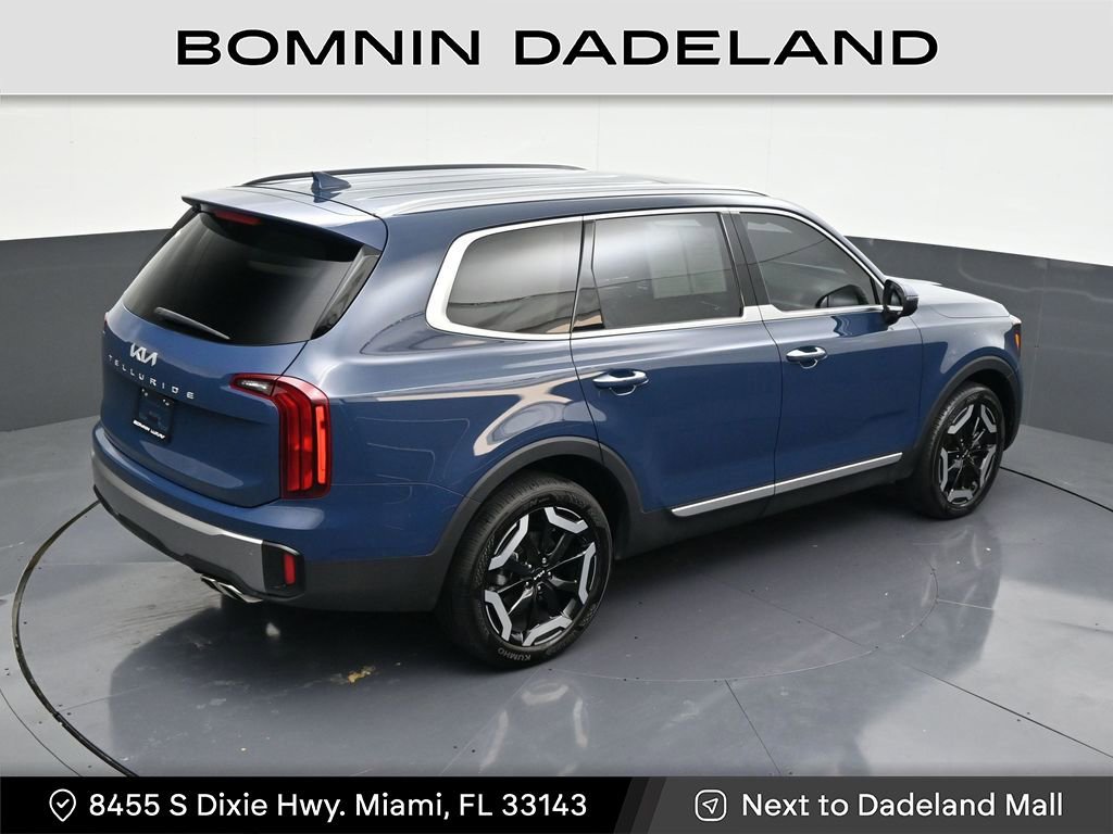 Used 2025 Kia Telluride S image 19