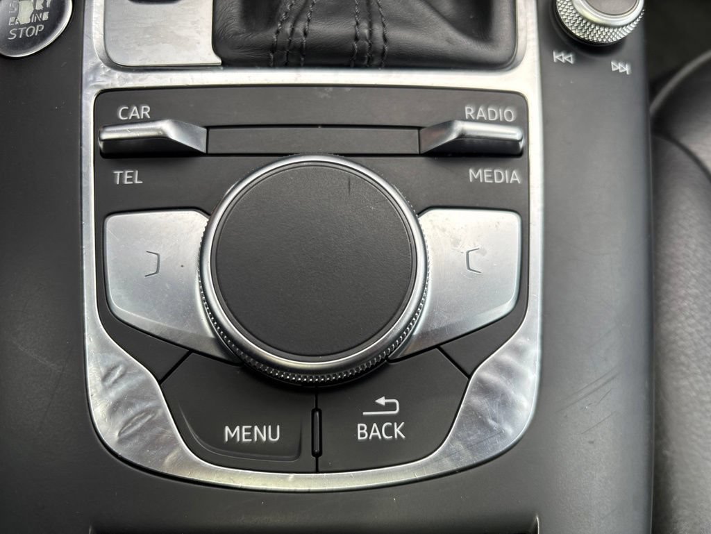 Used 2017 Audi A3 e-tron Premium FWD image 30