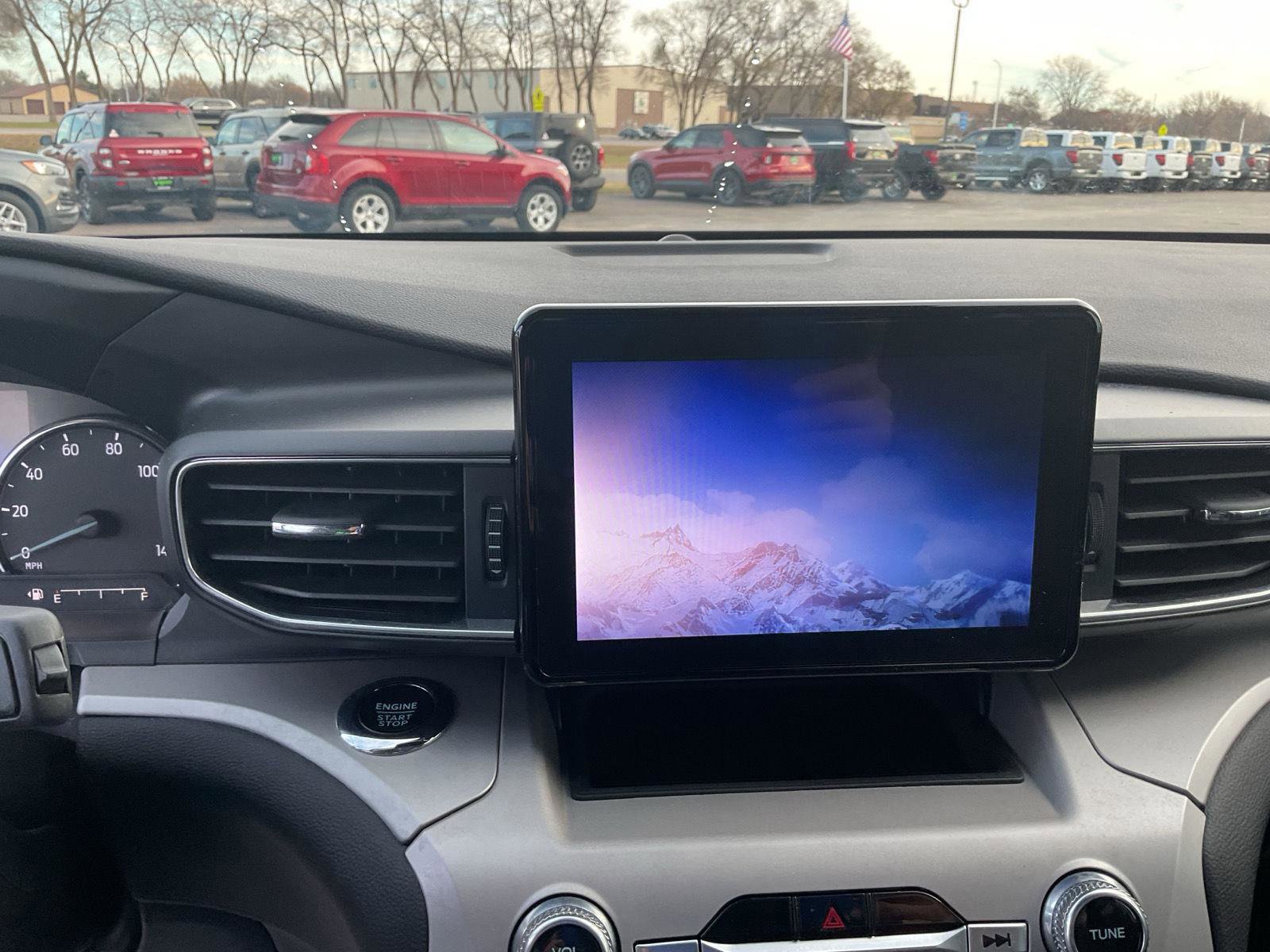 Used 2023 Ford Explorer XLT w/ Equipment Group 202A image 14