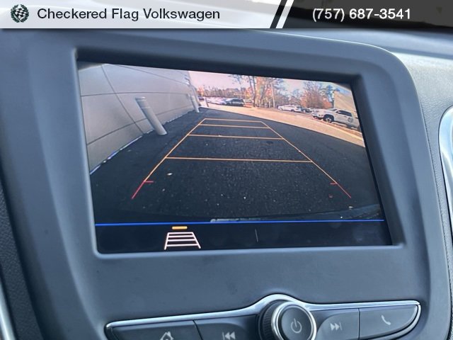 Used 2020 Chevrolet Equinox LT w/ Midnight Edition image 38