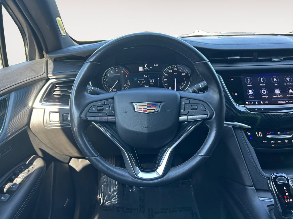 Used 2024 Cadillac XT6 Premium Luxury image 15