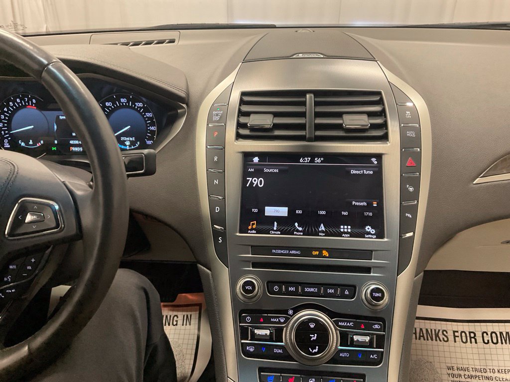 Used 2019 Lincoln MKZ Reserve FWD image 25