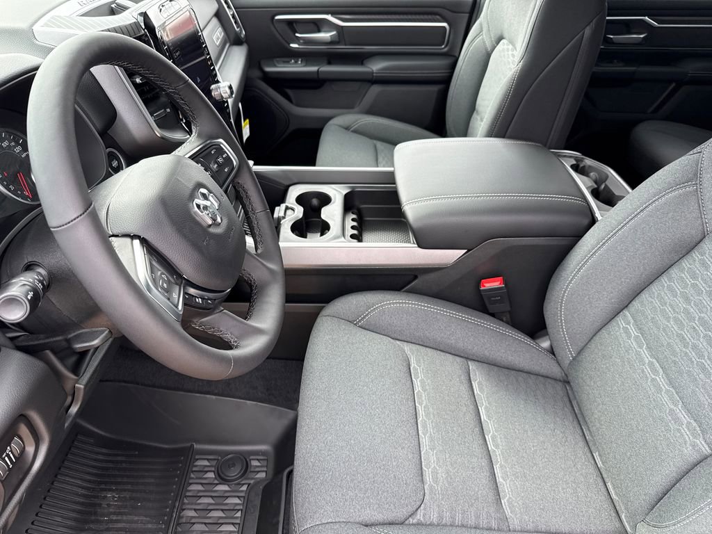 New 2026 RAM 1500 4x4 Crew Cab image 19