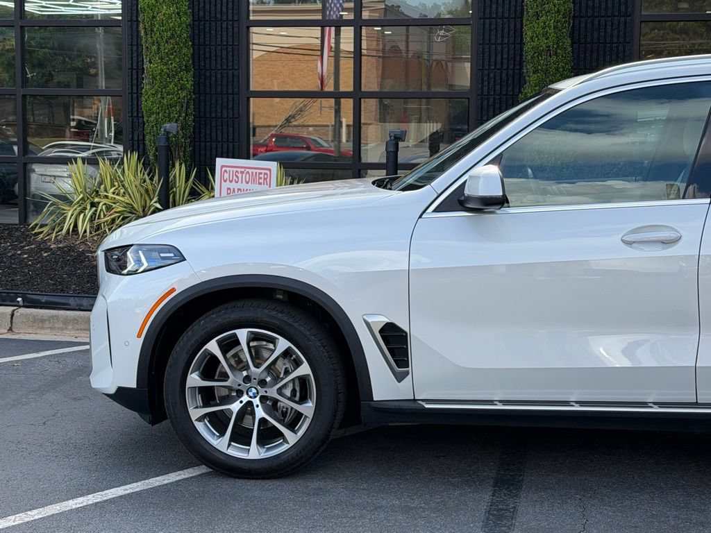 Used 2025 BMW X5 xDrive40i AWD/4WD image 10