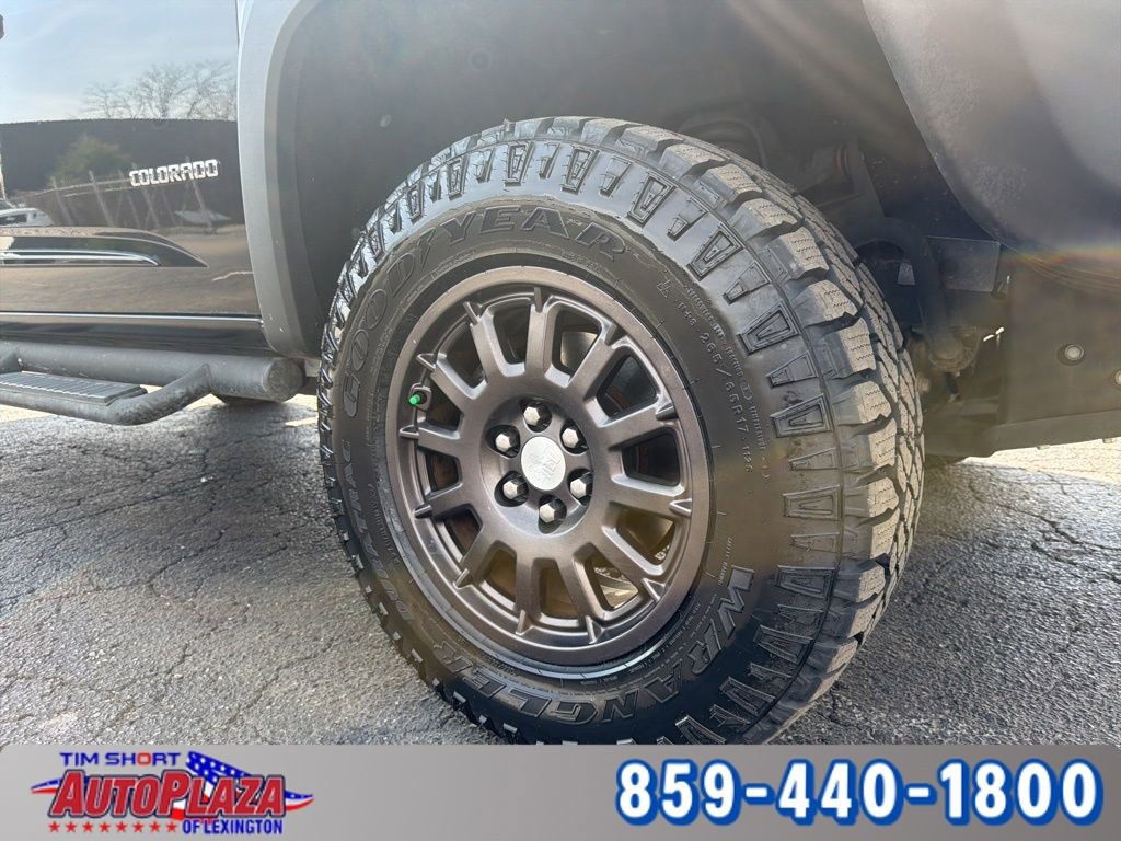 Used 2020 Chevrolet Colorado ZR2 w/ Colorado ZR2 Bison Edition image 32