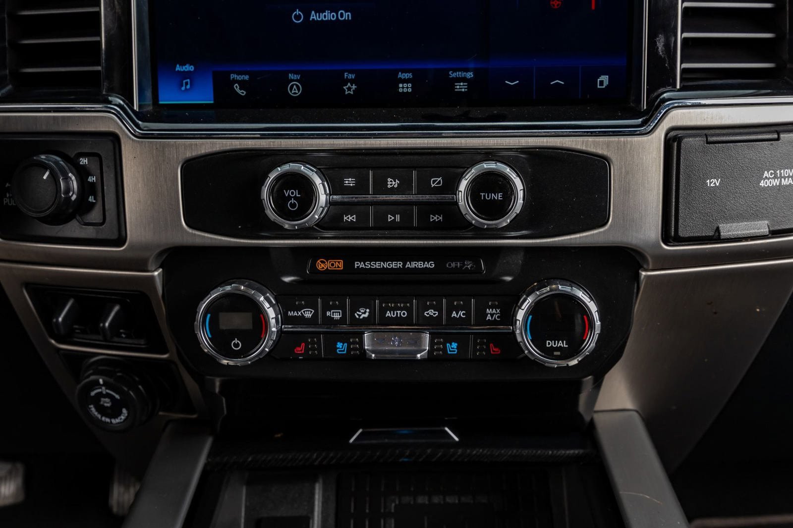 Used 2022 Ford F250 Platinum w/ Tremor Off-Road Package AWD/4WD image 26