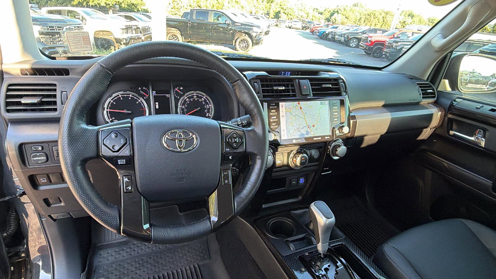 Used 2024 Toyota 4Runner TRD Off-Road Premium AWD/4WD image 25