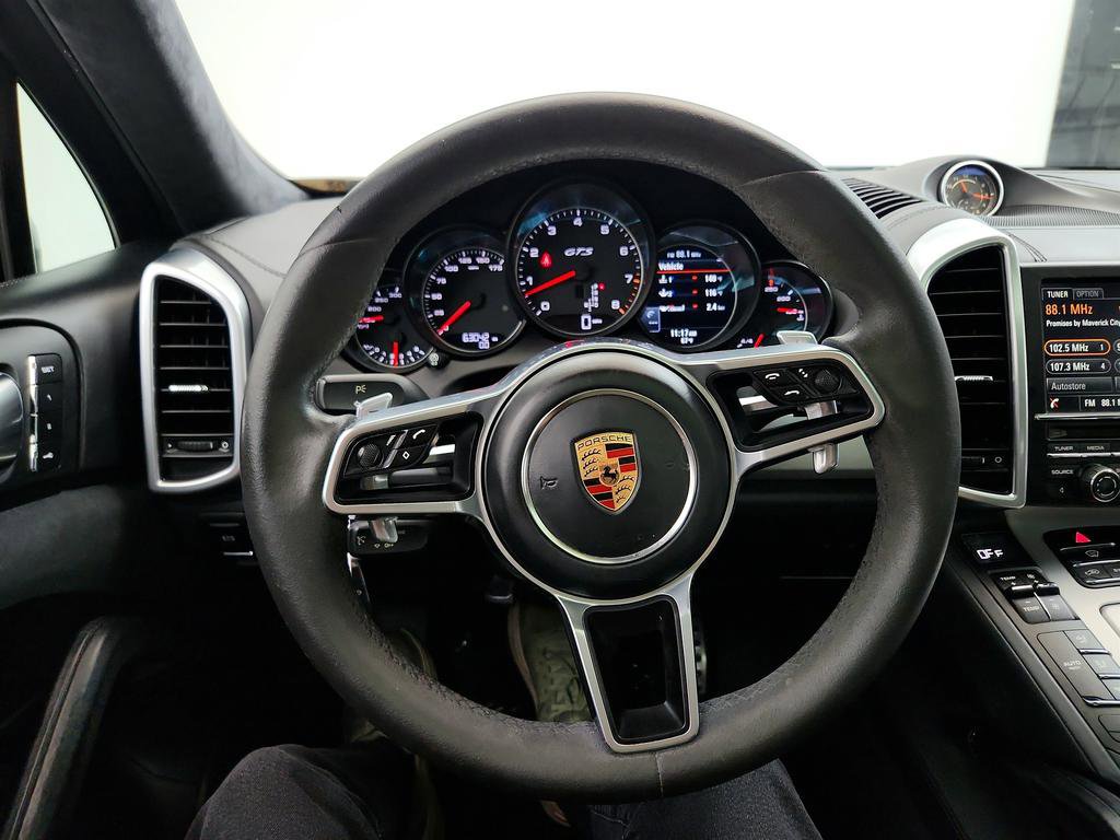 Used 2016 Porsche Cayenne GTS AWD/4WD image 17
