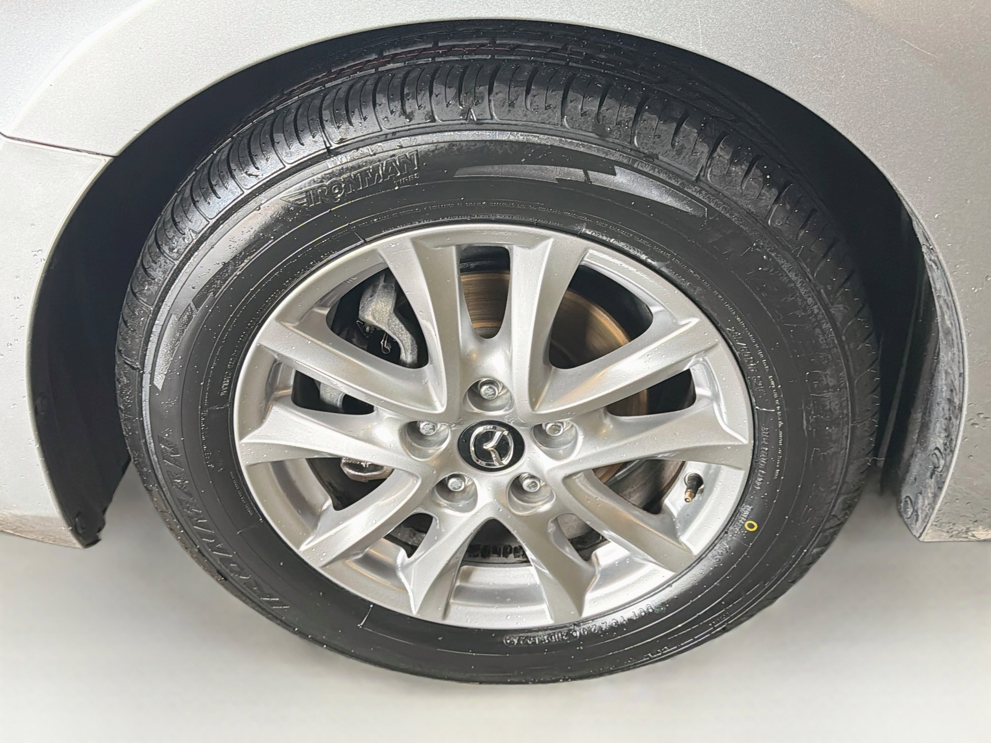 Used 2016 MAZDA MAZDA3 i Sport w/ Preferred Equipment Package FWD image 11