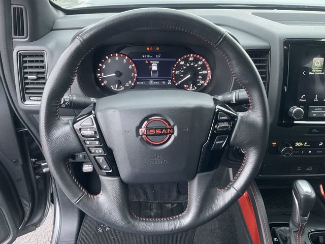 Used 2024 Nissan Frontier PRO-4X image 18