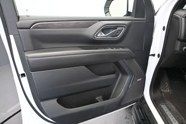 Used 2024 Chevrolet Tahoe LT AWD/4WD image 19