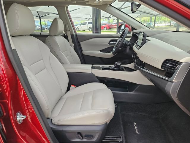 Used 2023 Nissan Rogue SL w/ SL Premium Package image 28