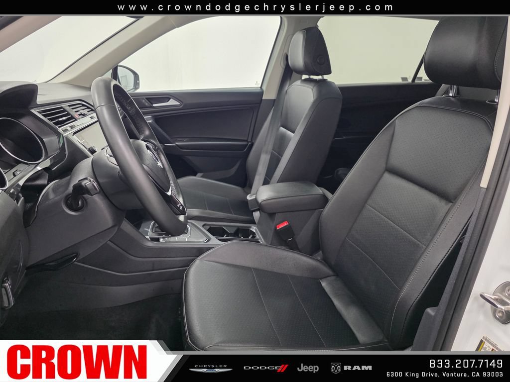 Used 2020 Volkswagen Tiguan SE FWD image 24