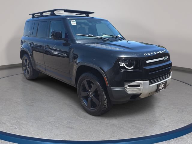 Used 2022 Land Rover Defender 110 S AWD/4WD image 4