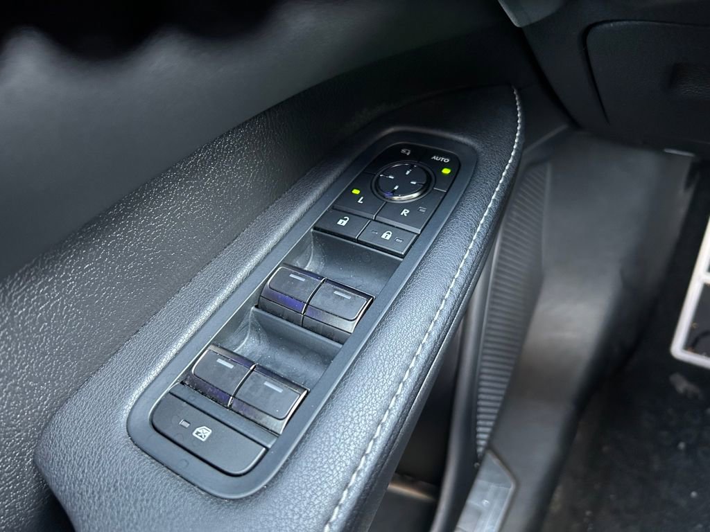 Used 2023 Lexus RX 500h F Sport w/ Cold Area Package image 20