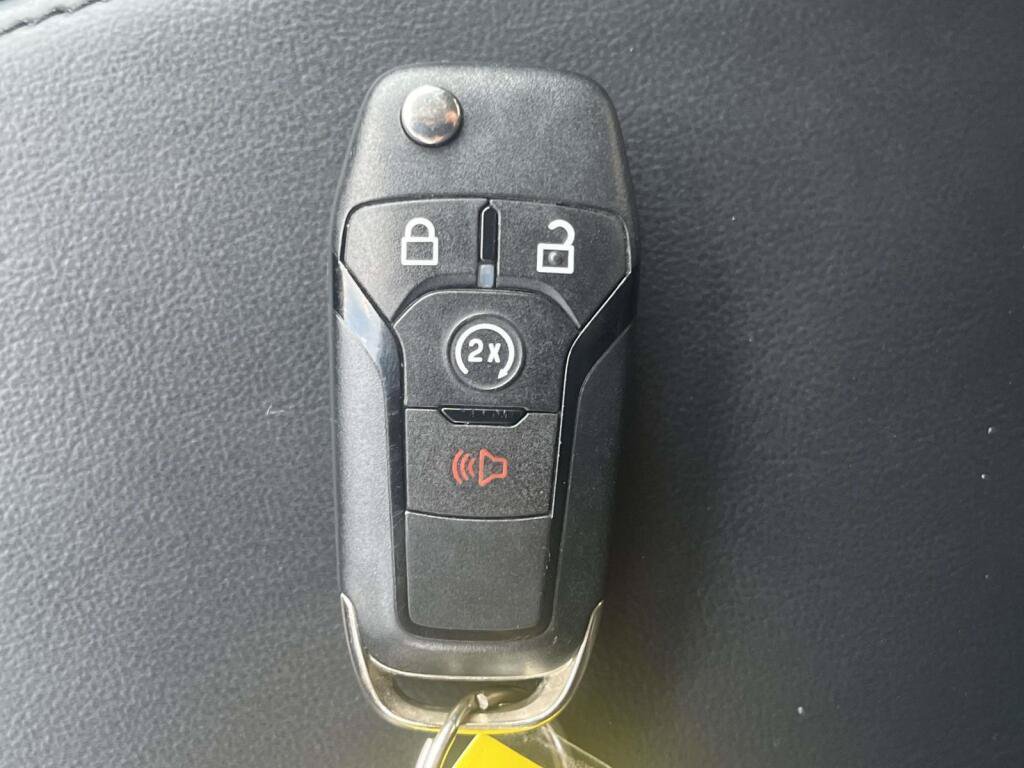 Used 2024 Ford Maverick Tremor w/ Tremor Off-Road Package AWD/4WD image 4