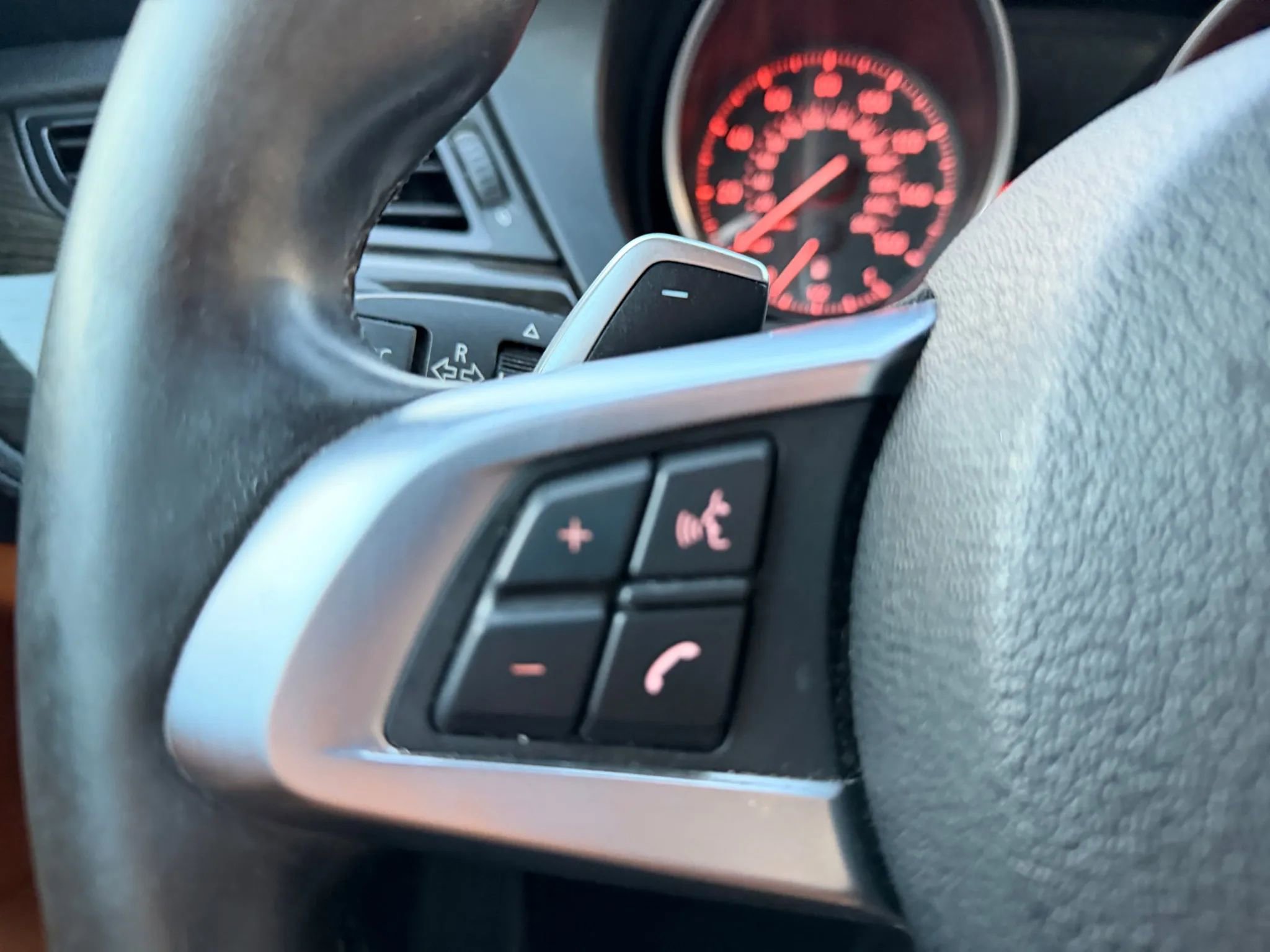 Used 2014 BMW Z4 sDrive28i RWD image 30
