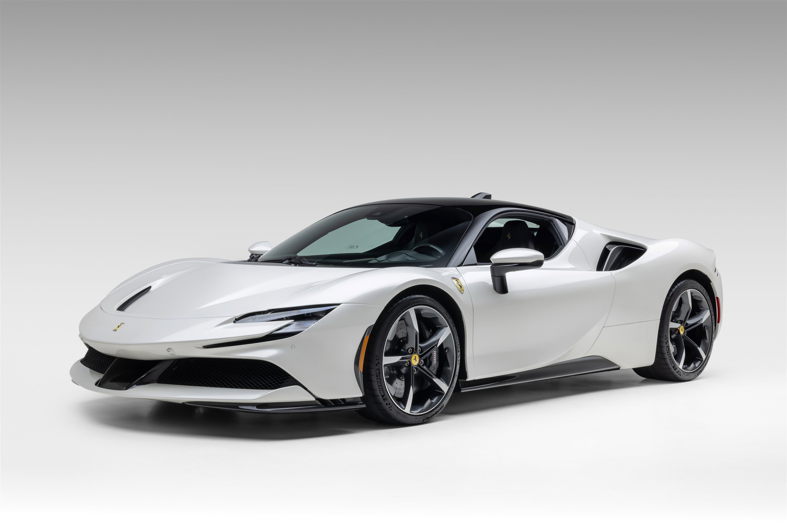Certified 2023 Ferrari SF90 Stradale image 4
