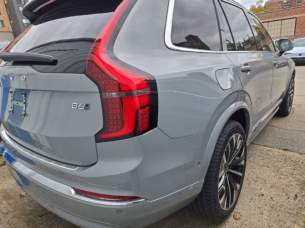 New 2026 Volvo XC90 B6 Ultra w/ Protection Package Premier image 7