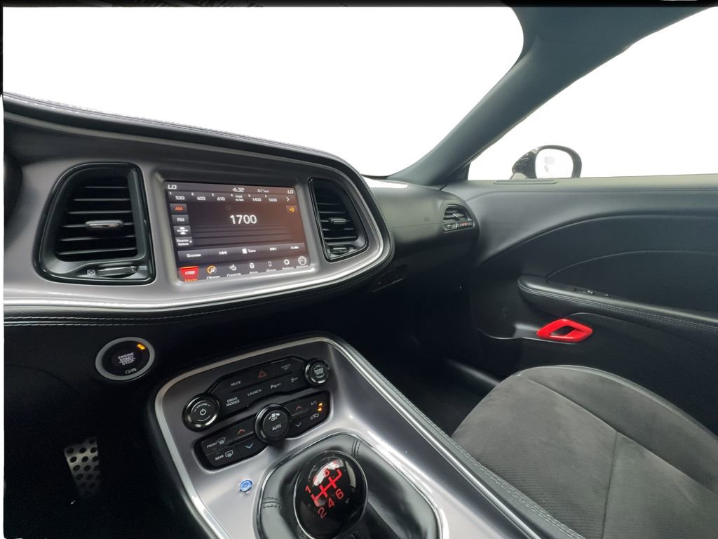 Used 2022 Dodge Challenger R/T Scat Pack RWD image 32